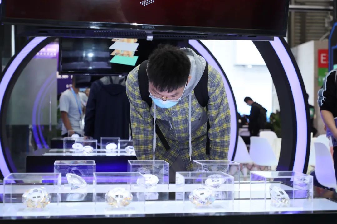 2022 年全球半導(dǎo)體市場(chǎng)預(yù)計(jì)增長(zhǎng) 16.3%，達(dá) 6460 億美元